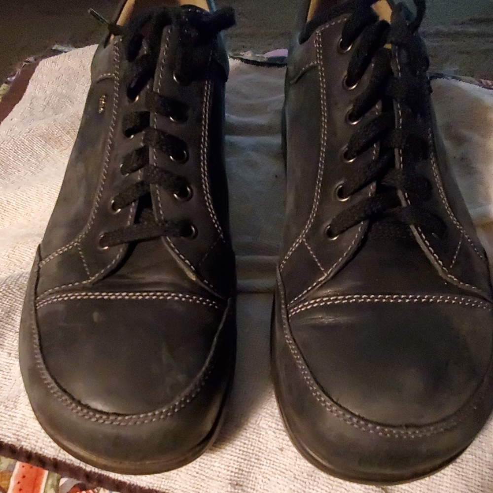 Finn Comfort Shoes